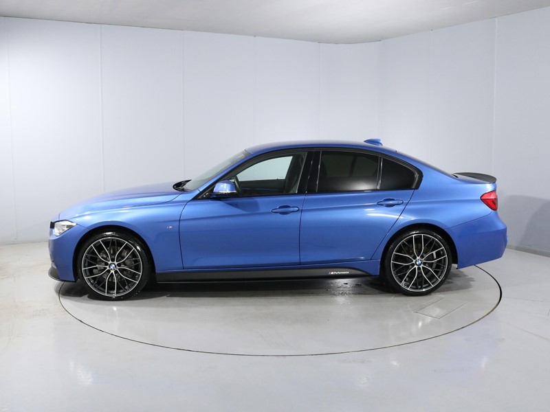 2017 (17) BMW 3 SERIES 335d xDrive M Sport 4dr Step Auto 5401014