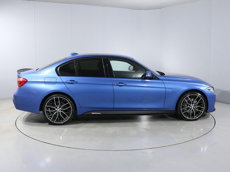 2017 (17) BMW 3 SERIES 335d xDrive M Sport 4dr Step Auto 5400970