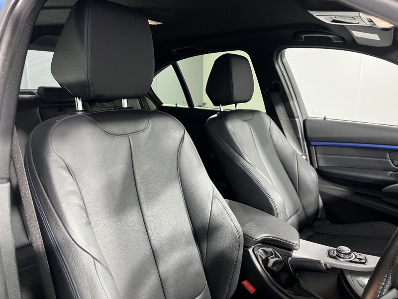 2017 (17) BMW 3 SERIES 335d xDrive M Sport 4dr Step Auto 5157780