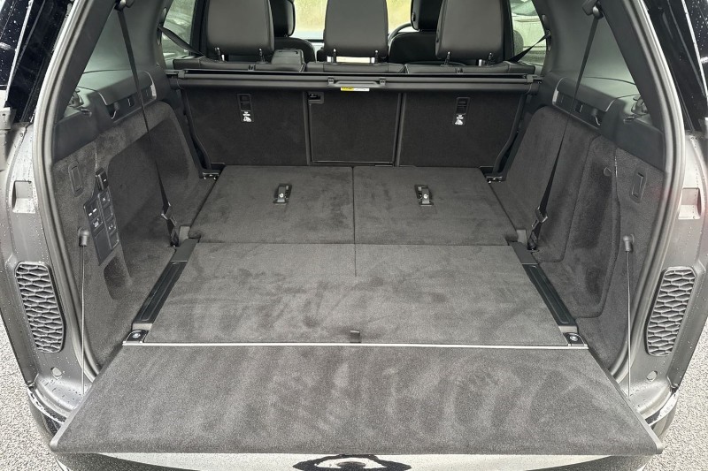  LAND ROVER DISCOVERY 3.0 D350 Dynamic HSE 5dr Auto 4904711