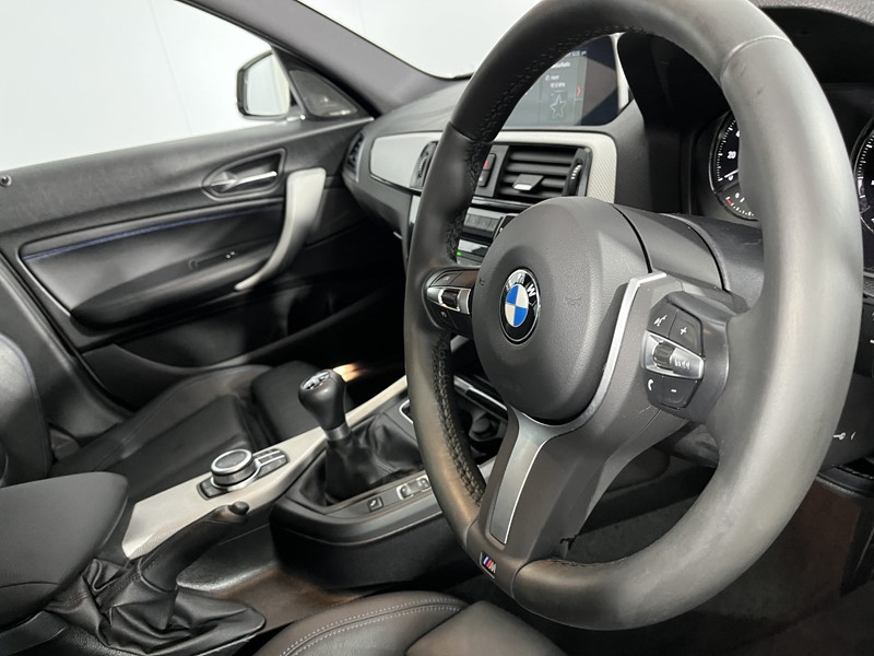 2019 (19) BMW 1 SERIES 118i [1.5] M Sport Shadow Edition 5dr 5167494