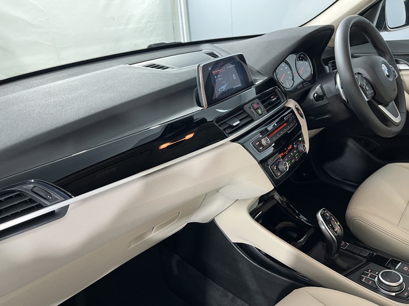 2019 (19) BMW X1 sDrive 20i xLine 5dr Step Auto 5180654