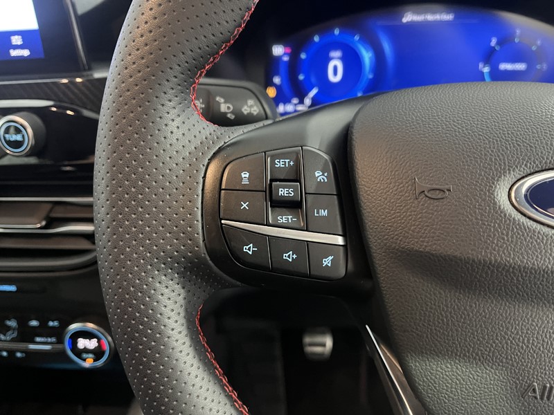 2020 (70) FORD KUGA 2.0 EcoBlue mHEV ST-Line First Edition 5dr 5197623