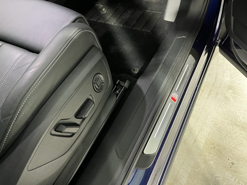 2024 (24) AUDI Q4 150kW 40 82.77kWh Edition 1 5dr Auto 5187649