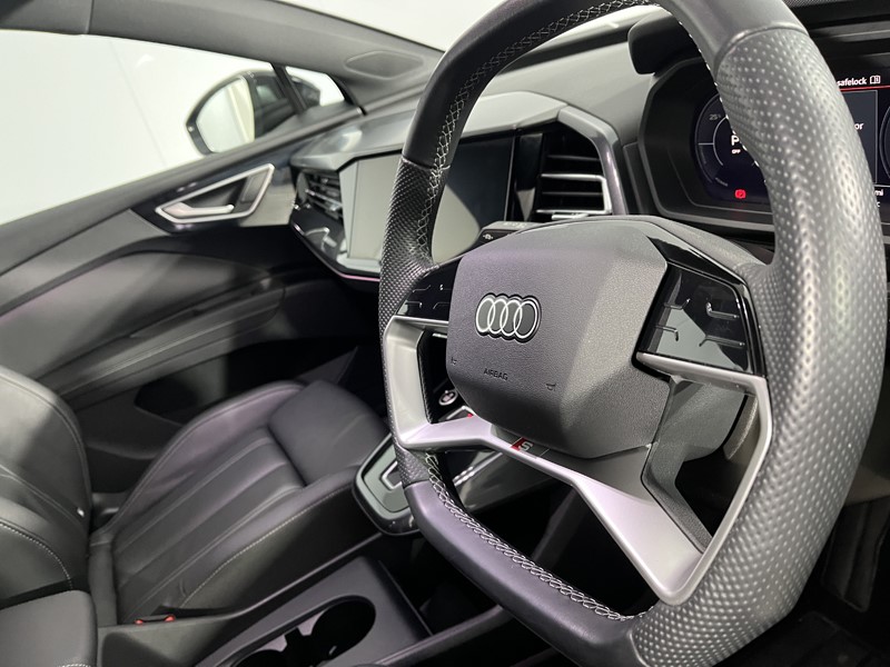 2024 (24) AUDI Q4 150kW 40 82.77kWh Edition 1 5dr Auto 5187652