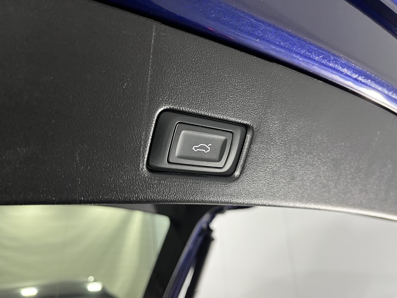 2024 (24) AUDI Q4 150kW 40 82.77kWh Edition 1 5dr Auto 5187672