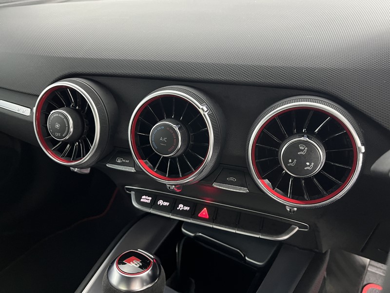 2023 (73) AUDI TT 40 TFSI Final Edition 2dr S Tronic 5201643