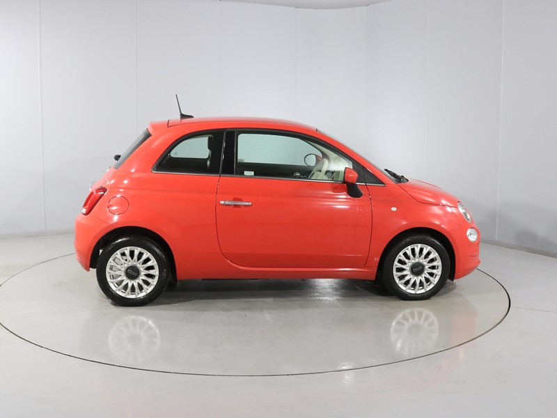 2020 (20) FIAT 500 1.2 Lounge 3dr 5197686