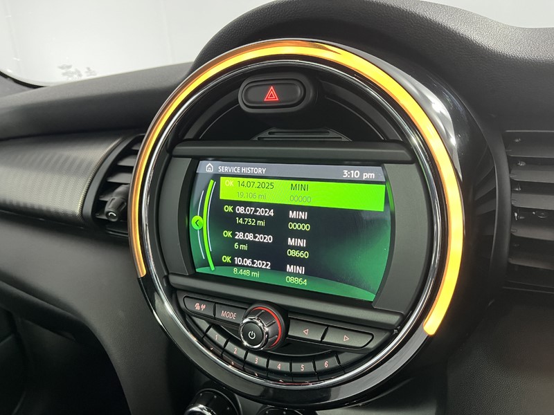 2020 (70) MINI HATCHBACK 1.5 Cooper Exclusive II 3dr Auto 5249445