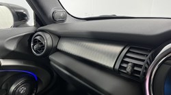 2020 (70) MINI HATCHBACK 1.5 Cooper Exclusive II 3dr Auto 5249442