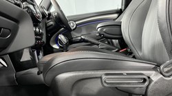 2020 (70) MINI HATCHBACK 1.5 Cooper Exclusive II 3dr Auto 5249450
