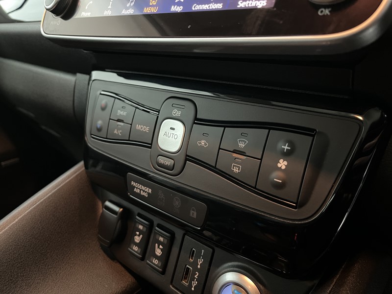 2021 (71) NISSAN LEAF 160kW e PLUS Tekna 62kWh 5dr Auto 5238328