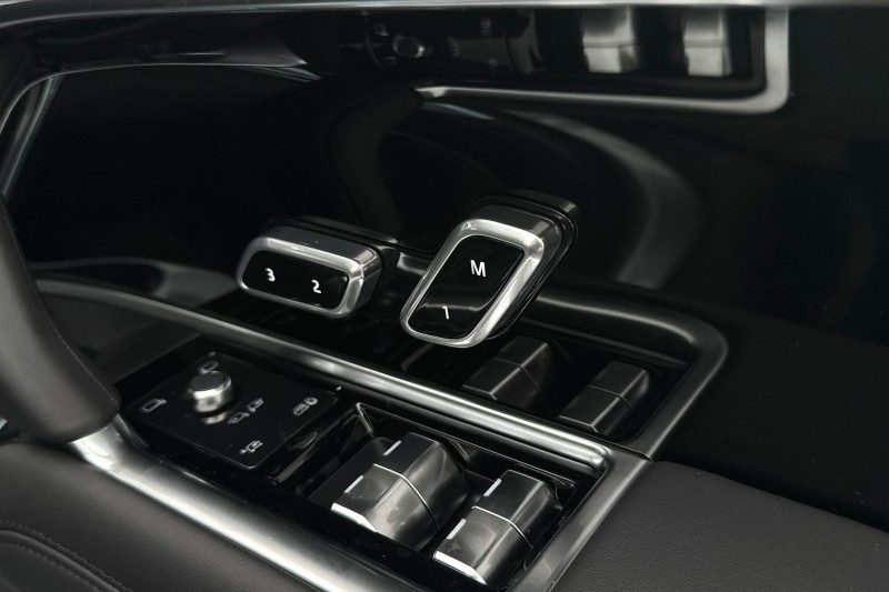  LAND ROVER RANGE ROVER 3.0 D300 Edition 4dr Auto 4756046