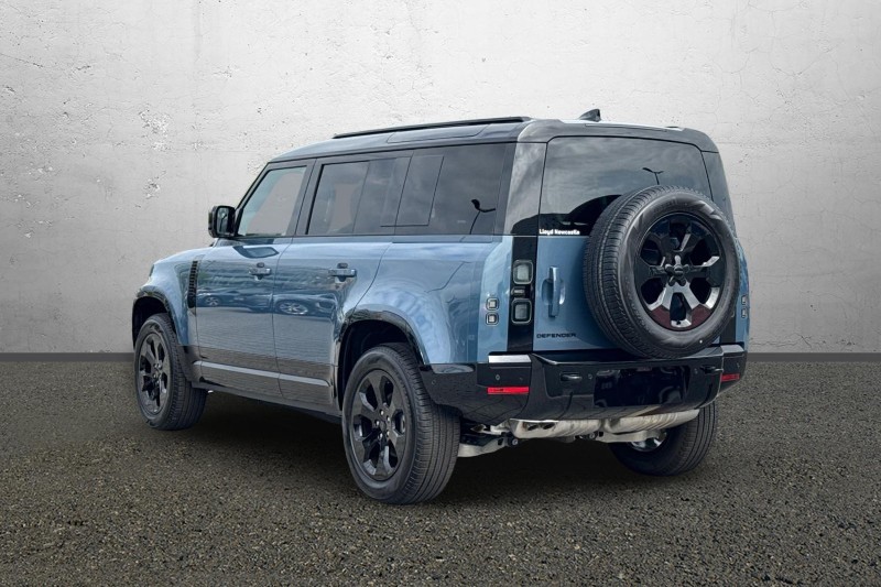  LAND ROVER DEFENDER 3.0 D250 X-Dynamic HSE 110 5dr Auto 5445039