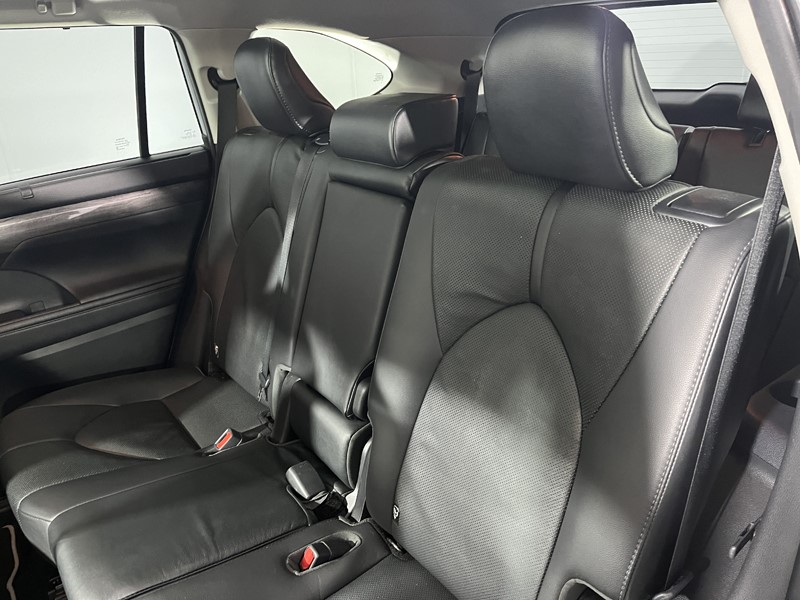 2021 (21) TOYOTA HIGHLANDER 2.5 VVT-i Hybrid Excel 5dr CVT 5250711