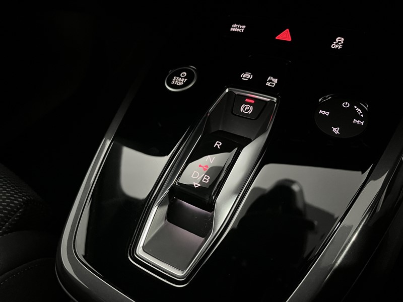 2021 (71) AUDI Q4 150kW 40 82kWh S Line 5dr Auto 5250184