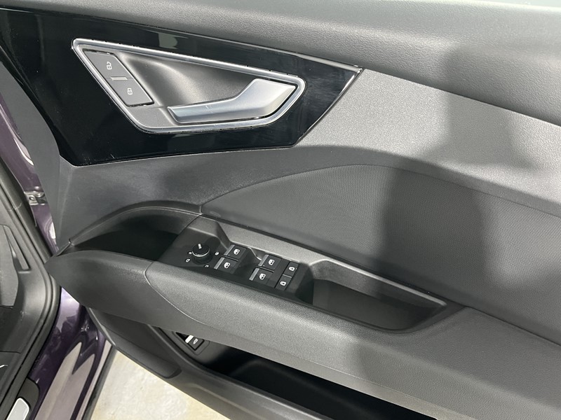 2021 (71) AUDI Q4 150kW 40 82kWh S Line 5dr Auto 5250194