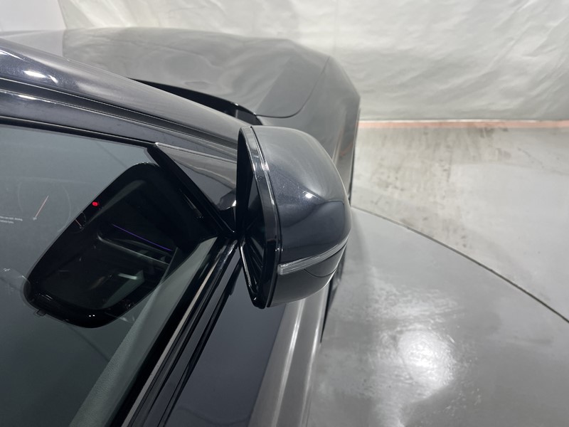 2018 (18) BMW 5 SERIES 530d xDrive M Sport 5dr Auto 5289121