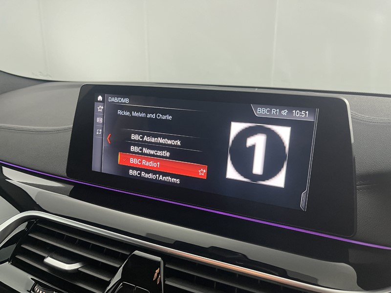 2018 (18) BMW 5 SERIES 530d xDrive M Sport 5dr Auto 5289106