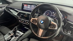 2018 (18) BMW 5 SERIES 530d xDrive M Sport 5dr Auto 5289085
