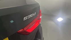 2018 (18) BMW 5 SERIES 530d xDrive M Sport 5dr Auto 5289123