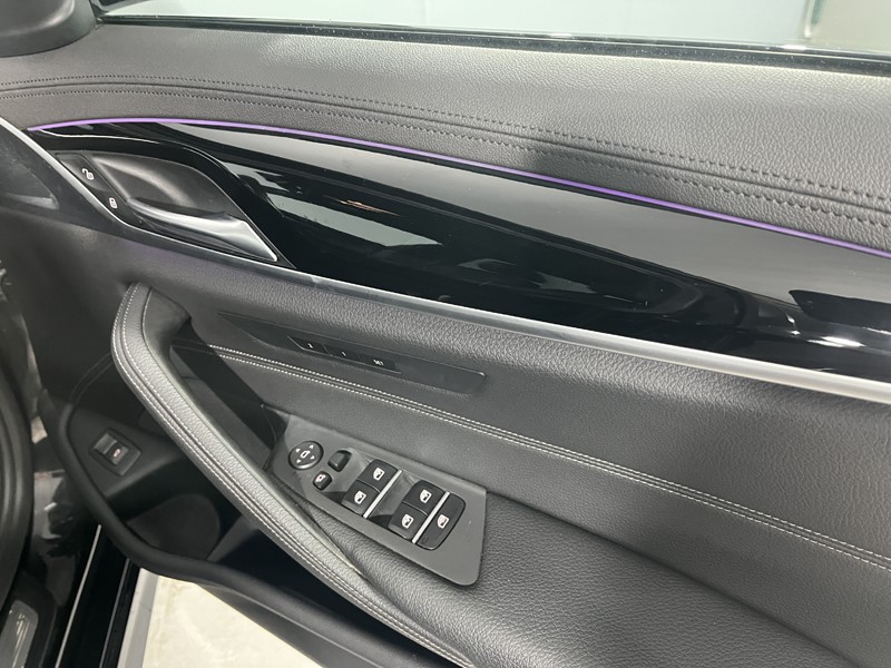 2018 (18) BMW 5 SERIES 530d xDrive M Sport 5dr Auto 5289099