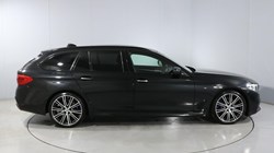 2018 (18) BMW 5 SERIES 530d xDrive M Sport 5dr Auto 5289082