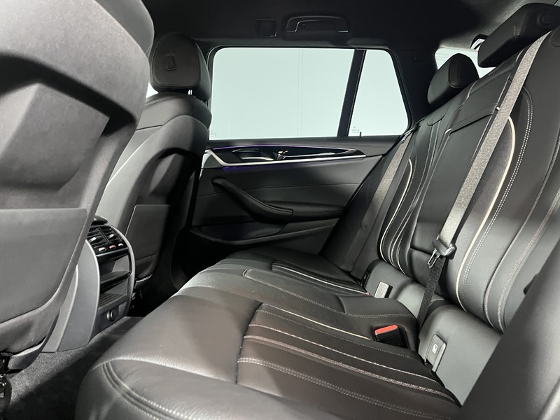 2018 (18) BMW 5 SERIES 530d xDrive M Sport 5dr Auto 5289115