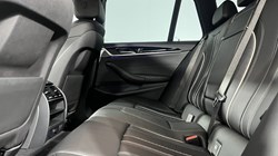 2018 (18) BMW 5 SERIES 530d xDrive M Sport 5dr Auto 5289115