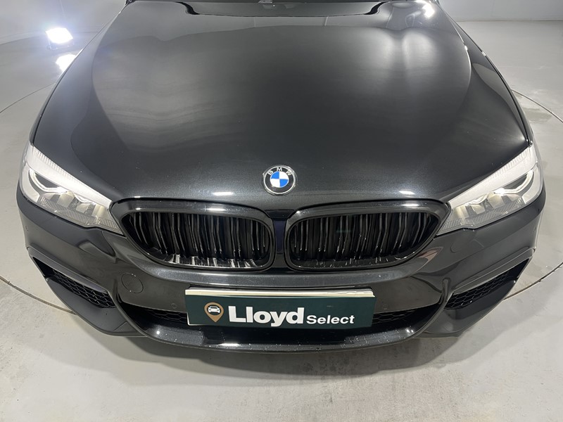 2018 (18) BMW 5 SERIES 530d xDrive M Sport 5dr Auto 5289120