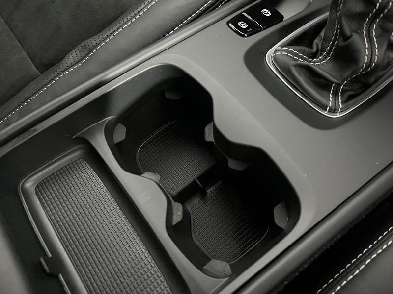 2020 (20) VOLVO XC40 1.5 T3 [163] R DESIGN 5dr 5303137