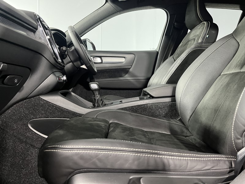 2020 (20) VOLVO XC40 1.5 T3 [163] R DESIGN 5dr 5303139