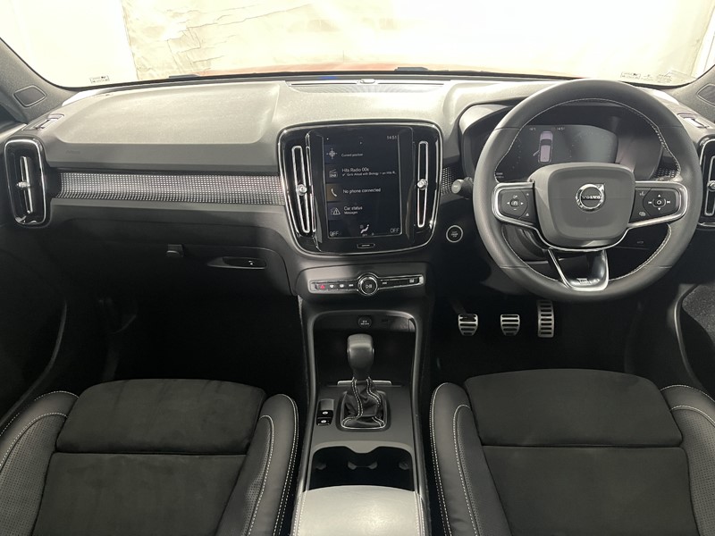 2020 (20) VOLVO XC40 1.5 T3 [163] R DESIGN 5dr 5303112