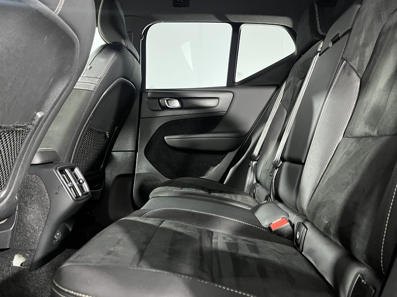 2020 (20) VOLVO XC40 1.5 T3 [163] R DESIGN 5dr 5303140