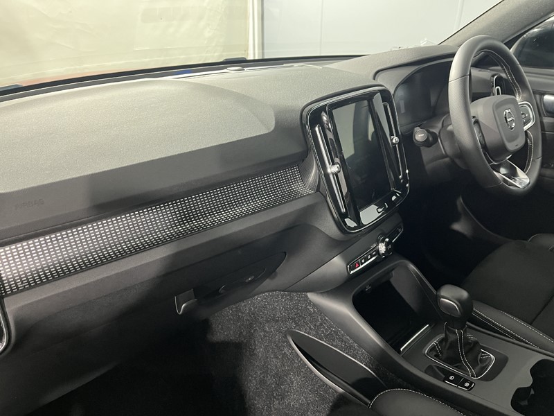 2020 (20) VOLVO XC40 1.5 T3 [163] R DESIGN 5dr 5303115