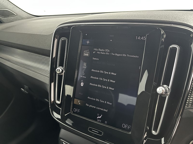 2020 (20) VOLVO XC40 1.5 T3 [163] R DESIGN 5dr 5303134