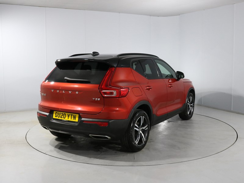 2020 (20) VOLVO XC40 1.5 T3 [163] R DESIGN 5dr 5303149