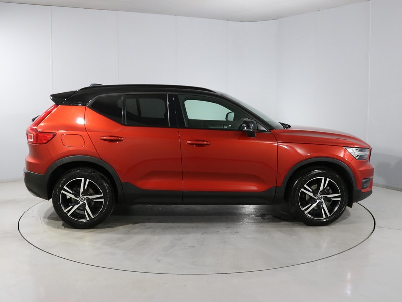 2020 (20) VOLVO XC40 1.5 T3 [163] R DESIGN 5dr 5303111