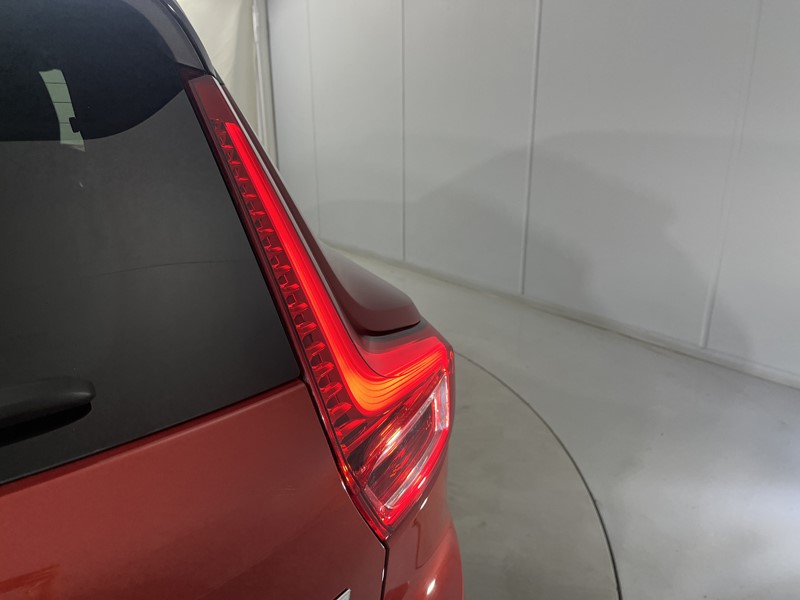 2020 (20) VOLVO XC40 1.5 T3 [163] R DESIGN 5dr 5303147