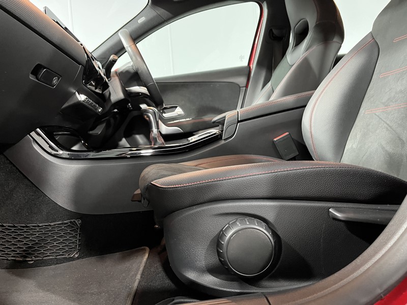 2019 (69) MERCEDES-BENZ A CLASS A200 AMG Line 5dr 5260818