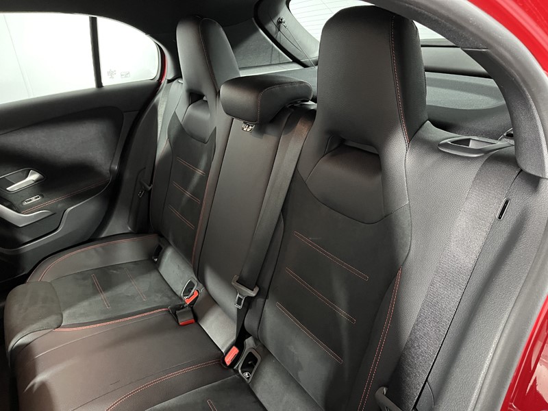 2019 (69) MERCEDES-BENZ A CLASS A200 AMG Line 5dr 5260798