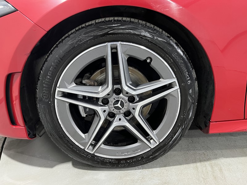 2019 (69) MERCEDES-BENZ A CLASS A200 AMG Line 5dr 5260800