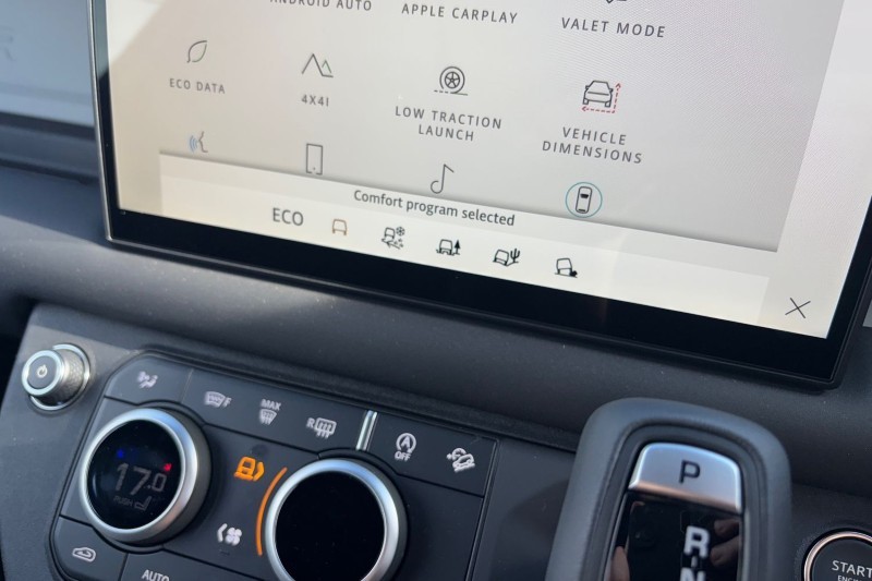  LAND ROVER COMMERCIAL DEFENDER 3.0 D250 Hard Top S Auto 4555738