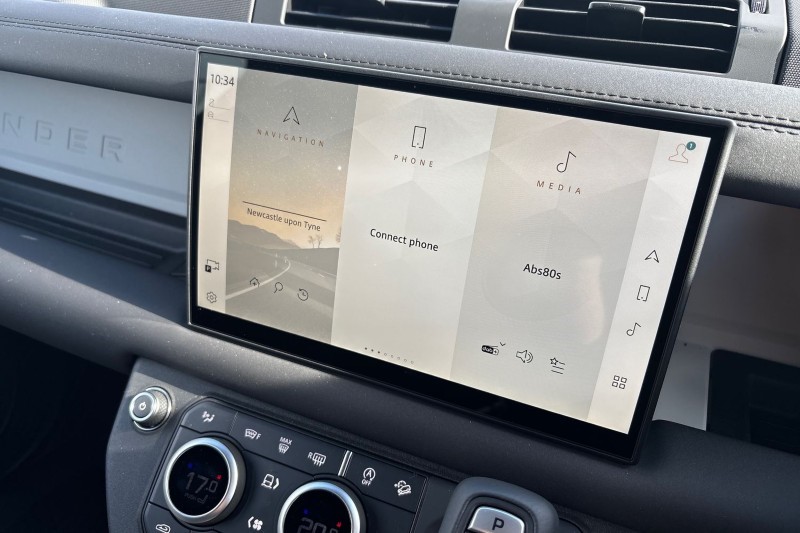  LAND ROVER COMMERCIAL DEFENDER 3.0 D250 Hard Top S Auto 4555736