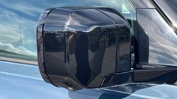 LAND ROVER COMMERCIAL DEFENDER 3.0 D250 Hard Top S Auto 4555754