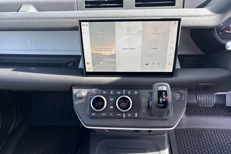  LAND ROVER COMMERCIAL DEFENDER 3.0 D250 Hard Top S Auto 4555722