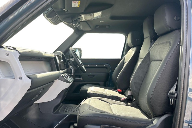  LAND ROVER COMMERCIAL DEFENDER 3.0 D250 Hard Top S Auto 4555711