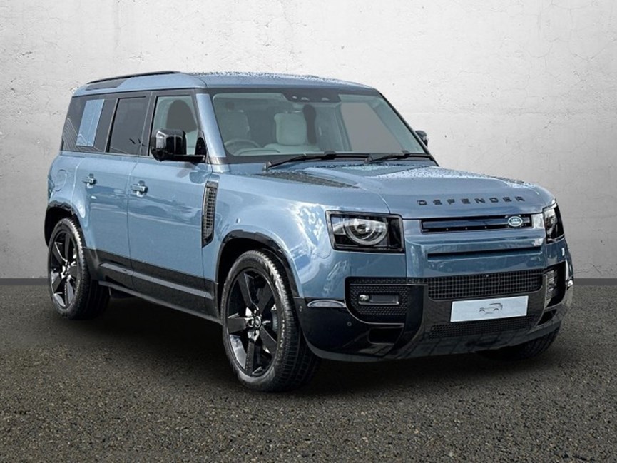 LAND ROVER DEFENDER