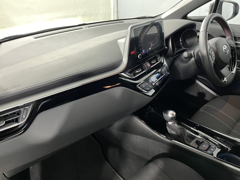 2023 (23) TOYOTA C-HR 1.8 Hybrid GR Sport 5dr CVT 5297316