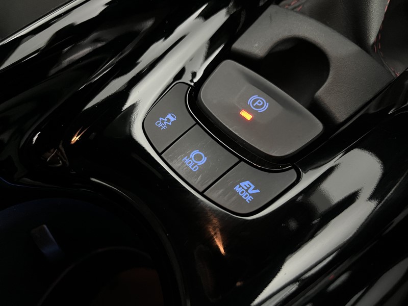 2023 (23) TOYOTA C-HR 1.8 Hybrid GR Sport 5dr CVT 5297338